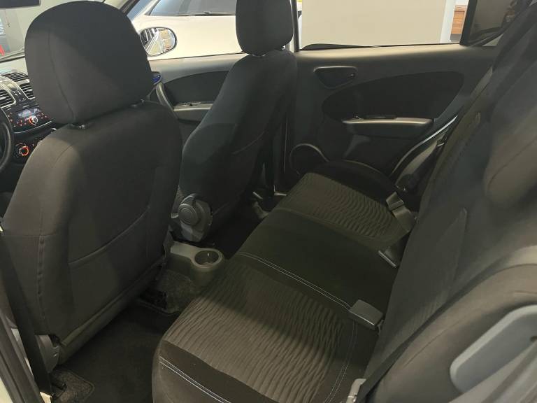 FIAT - PALIO - 2015/2016 - Branca - R$ 54.900,00