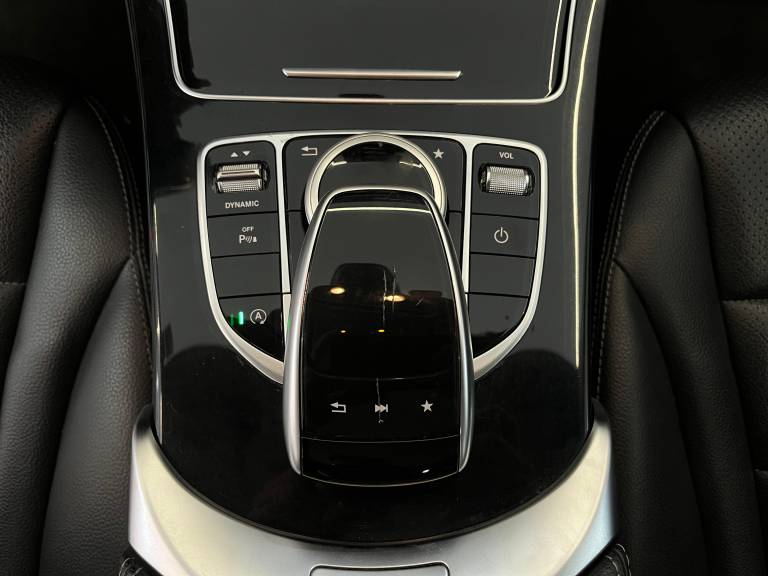 MERCEDES-BENZ - C 180 - 2018/2018 - Cinza - R$ 119.900,00