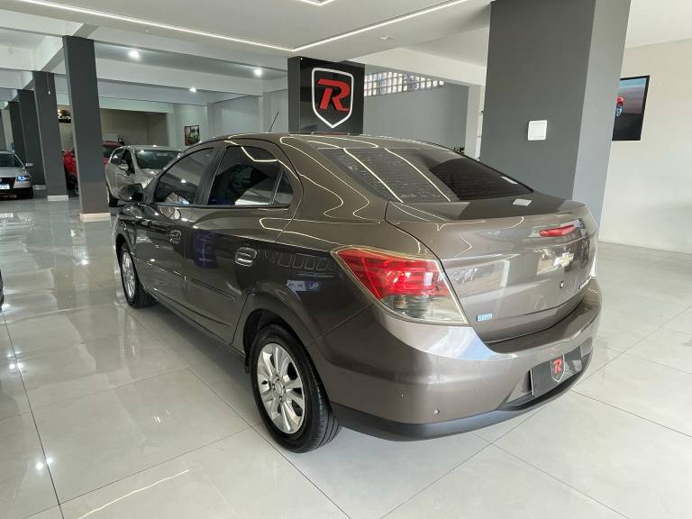 CHEVROLET - PRISMA - 2014/2014 - Cinza - R$ 57.900,00
