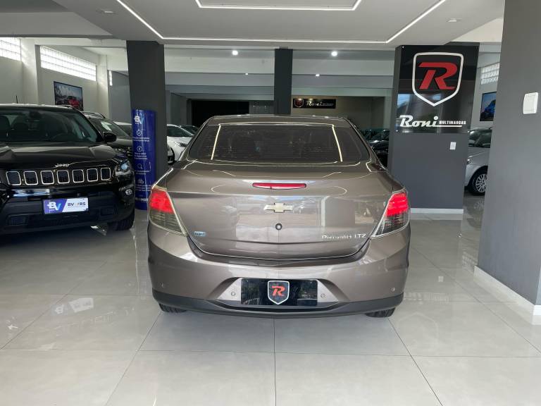 CHEVROLET - PRISMA - 2014/2014 - Cinza - R$ 57.900,00