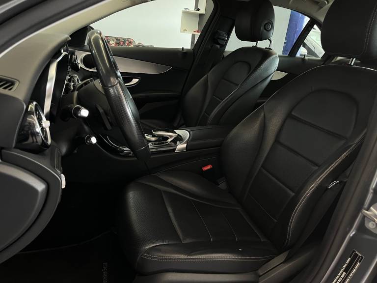 MERCEDES-BENZ - C 180 - 2018/2018 - Cinza - R$ 119.900,00