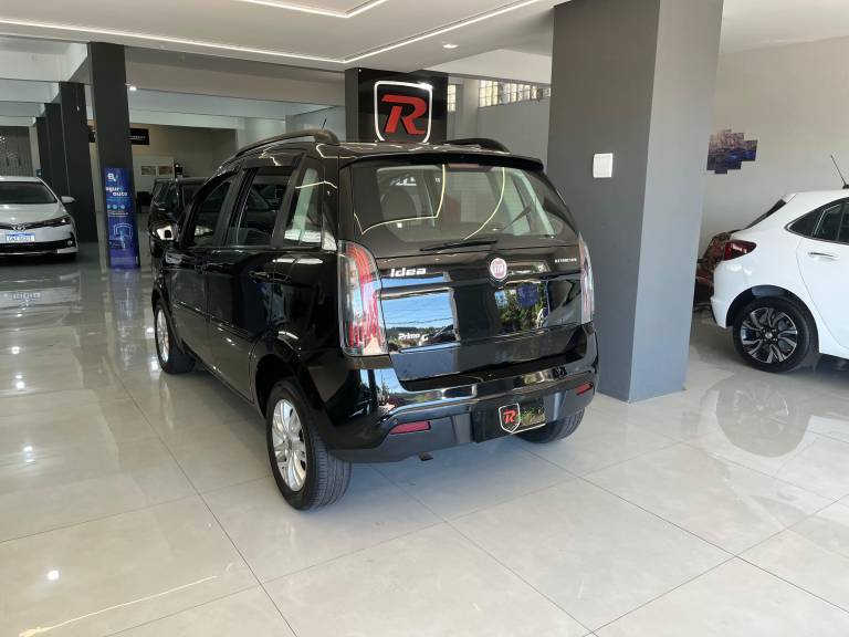 FIAT - IDEA - 2013/2014 - Preta - R$ 41.900,00