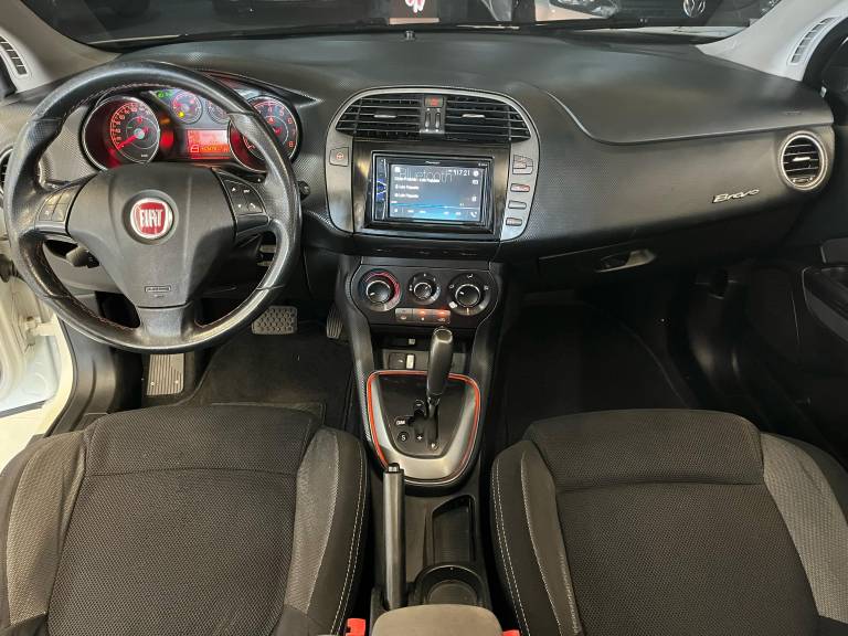 FIAT - BRAVO - 2013/2013 - Branca - R$ 43.500,00