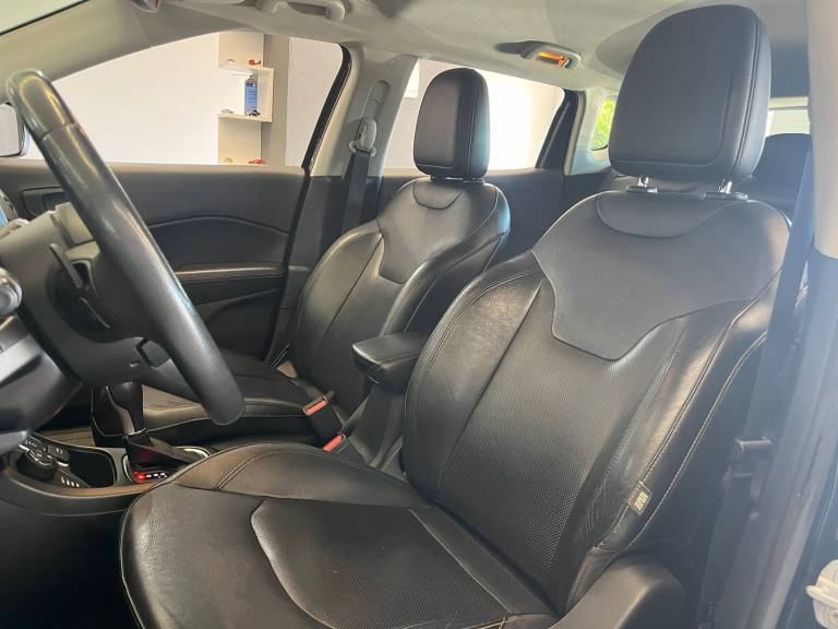 JEEP - COMPASS - 2018/2018 - Preta - R$ 109.000,00