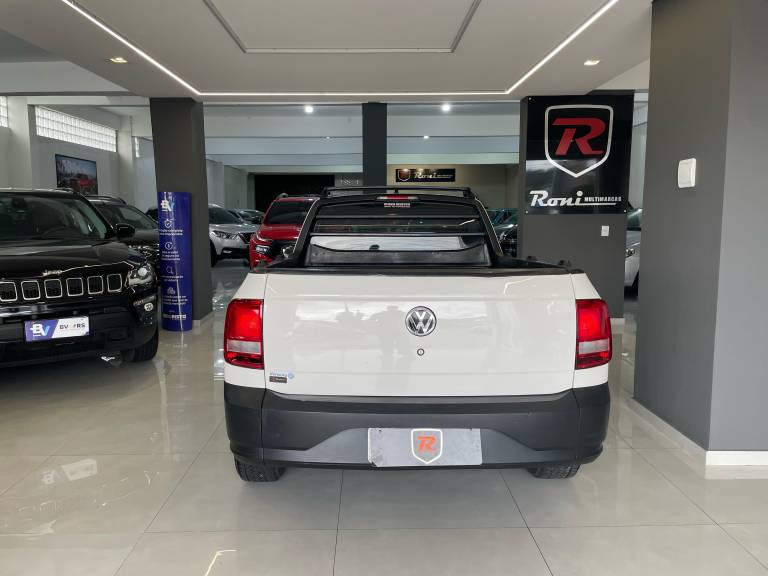 VOLKSWAGEN - SAVEIRO - 2018/2018 - Branca - R$ 55.000,00
