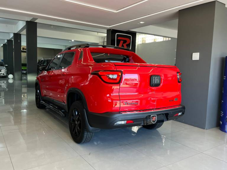 FIAT - TORO - 2022/2022 - Vermelha - R$ 139.900,00
