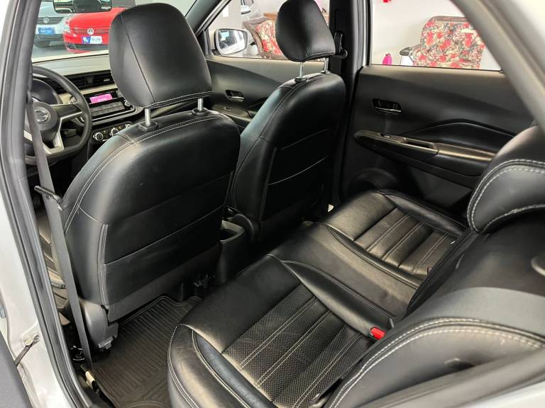 NISSAN - KICKS - 2019/2019 - Prata - R$ 87.990,00