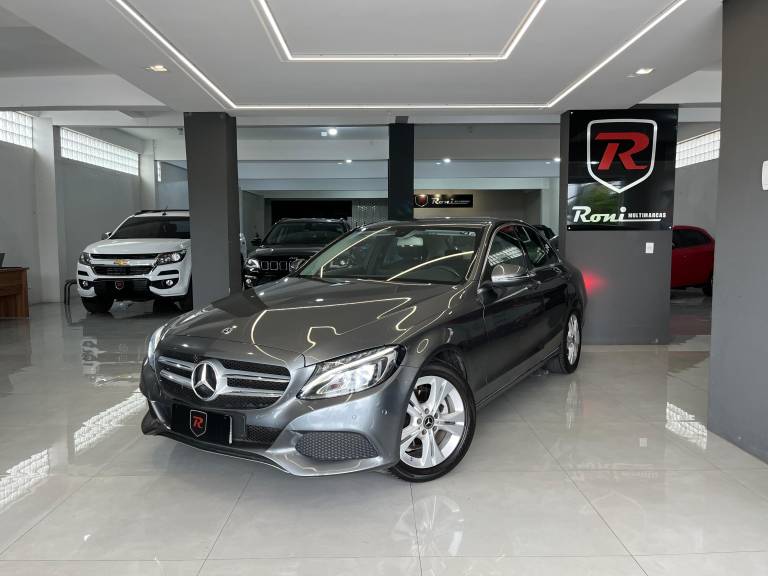 MERCEDES-BENZ - C 180 - 2018/2018 - Cinza - R$ 119.900,00