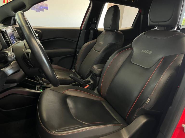 FIAT - TORO - 2022/2022 - Vermelha - R$ 139.900,00
